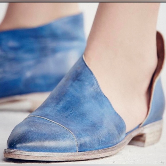 ✨Free People Royale Indigo Flats size 40 NEW - Picture 1 of 11